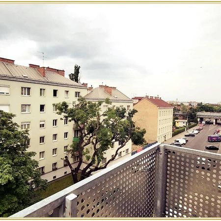 Chill Out In Simmering Vienna Exterior photo